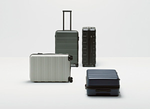 VALISE HARD CARRY TRAVEL SUITCASE